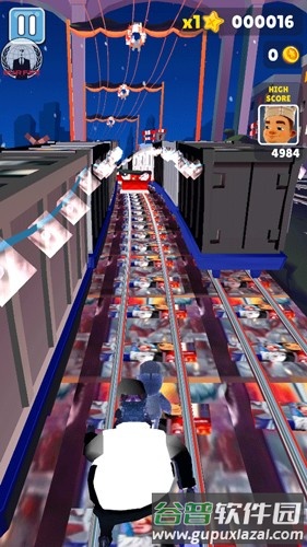 地铁跑酷懒总5.3(高层专属)截图2