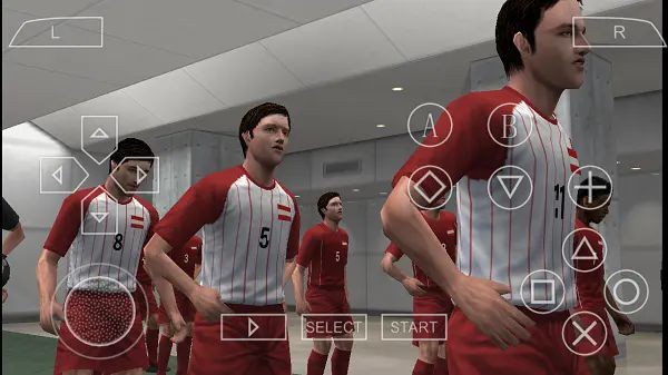 实况足球2013手机单机版截图3