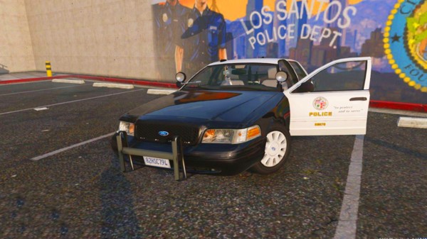 豪华警车2021手游(Real Police Car Game)截图2