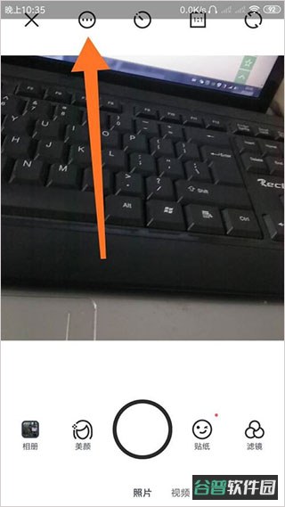 配图